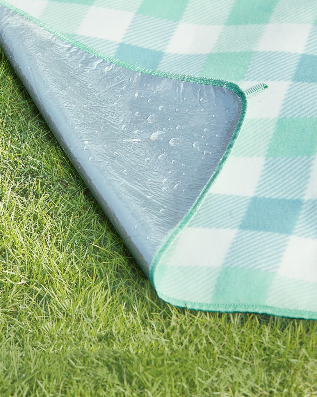 Patura de picnic 200x200cm , cu 4 ancore , impermeabil si portabil , verde-alb